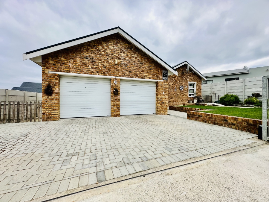 3 Bedroom Property for Sale in De Kelders Western Cape